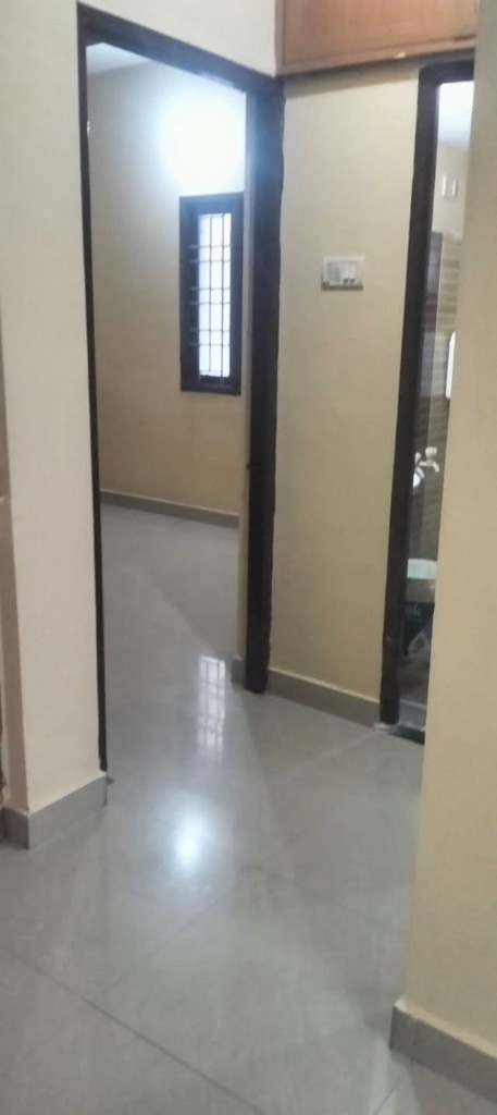 2BHK for rent — Sangam Enclave, Pallikaranai (semi-furnished, 1st floor, covered parking) — photo 2